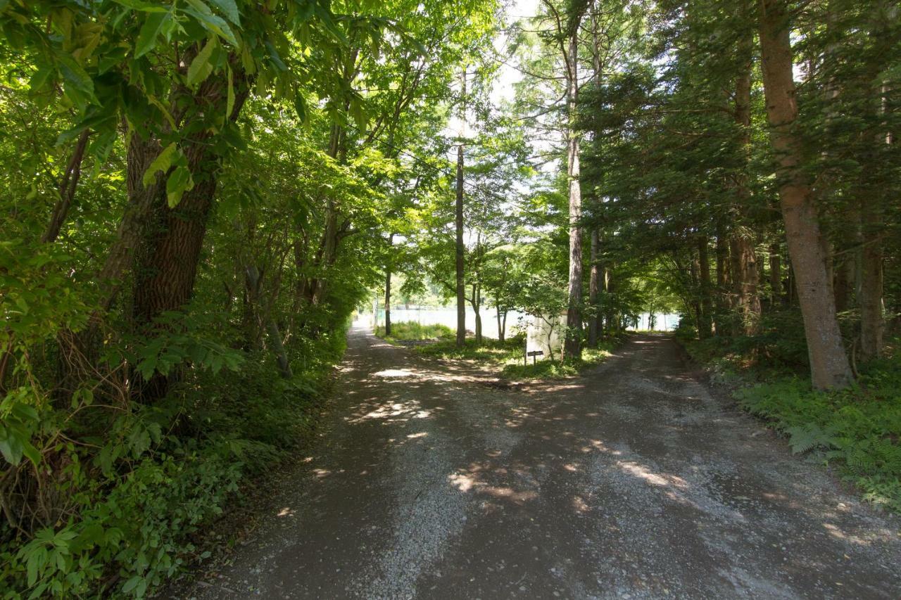 ホテルHauska Karuizawa 佐久市 エクステリア 写真
