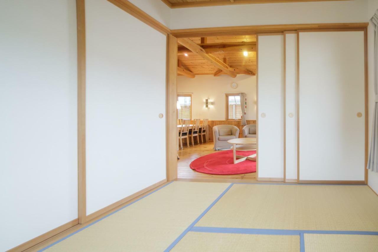 ホテルHauska Karuizawa 佐久市 エクステリア 写真